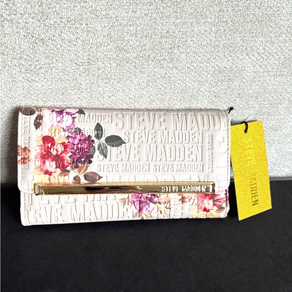 Steve Madden Floral Embossed Wallet - Cream and Pink